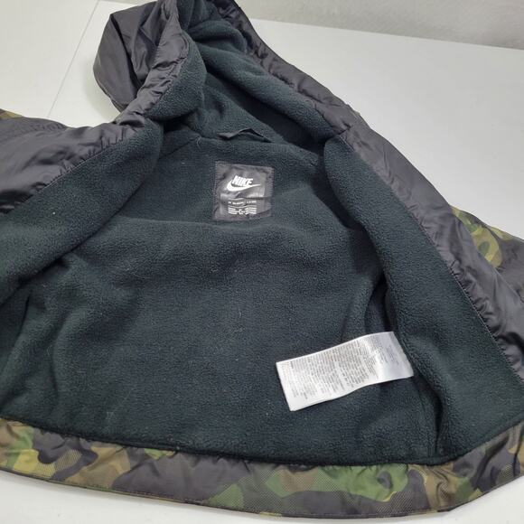 Nike Camouflage Toddler Lightweight Hooded Jacket Size 2T 51424-0789 - Picture 6 of 7